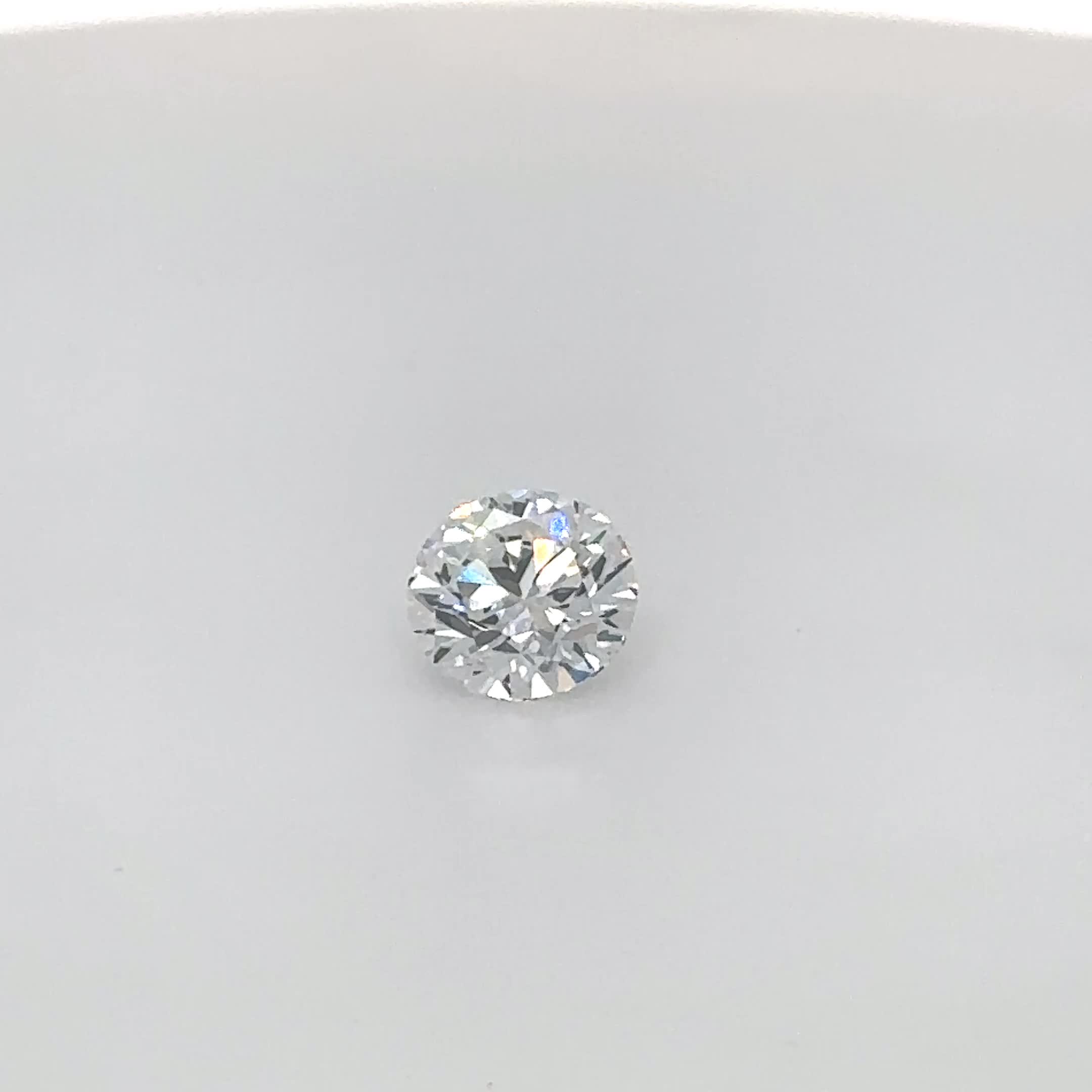 2.51ct Round E VVS2 Lab-Grown Diamond