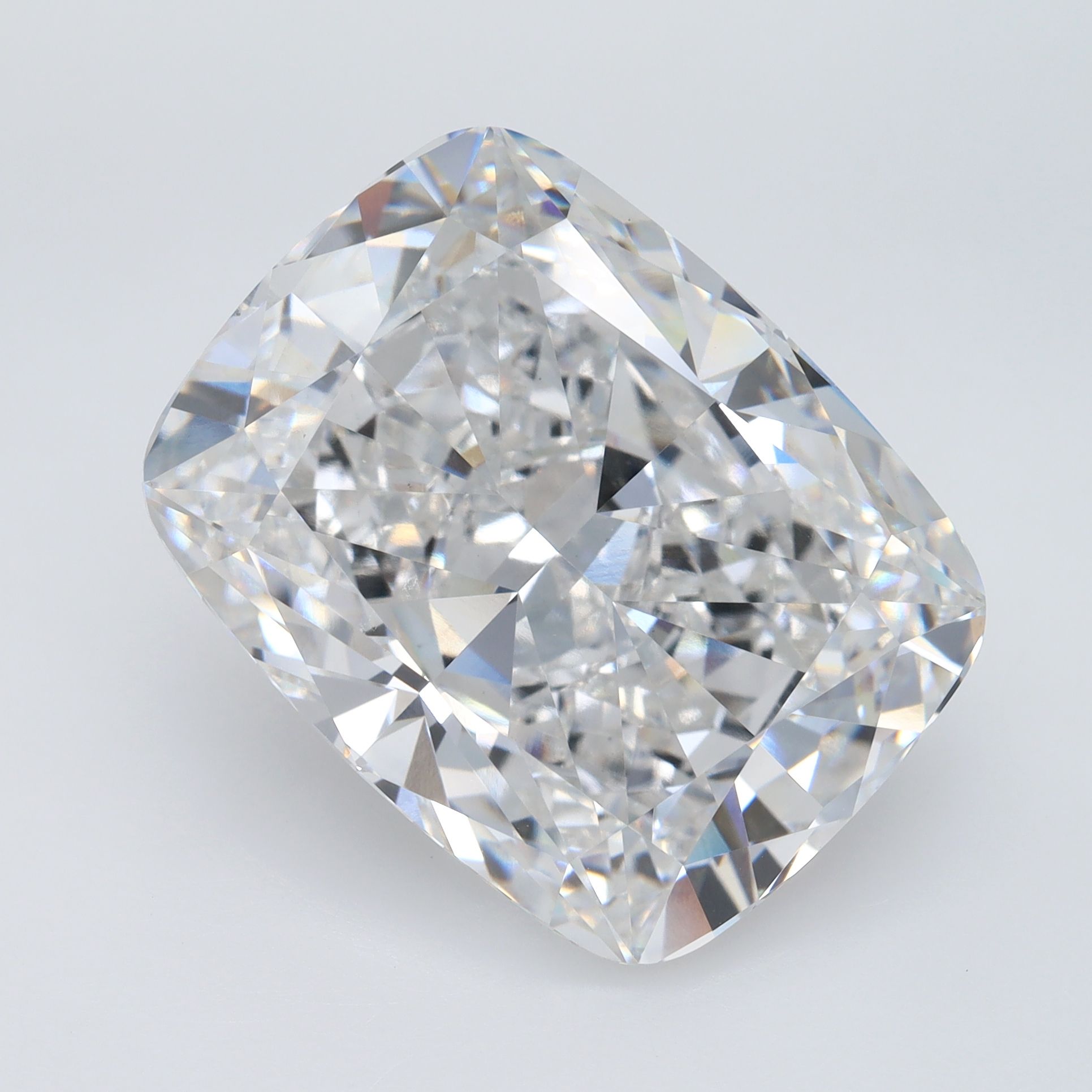 13.31 Carat CUSHION Shape F Colour VS1 Clarity Cut - White Lab Diamond - 7530