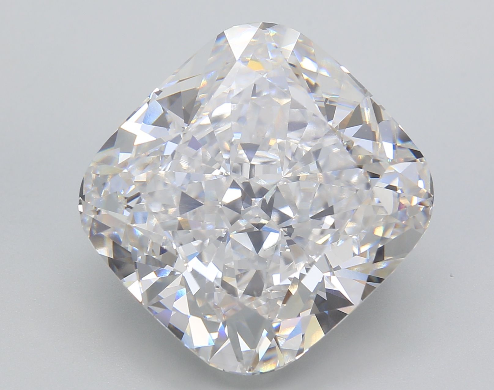 18.25 Carat CUSHION Shape E Colour VVS2 Clarity  Cut - White Lab Diamond - 1463878