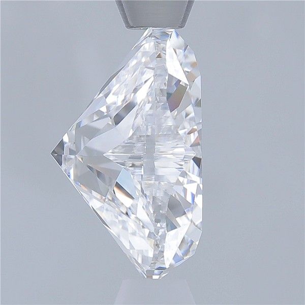 1.57ct Heart E VS1 Lab-Grown Diamond