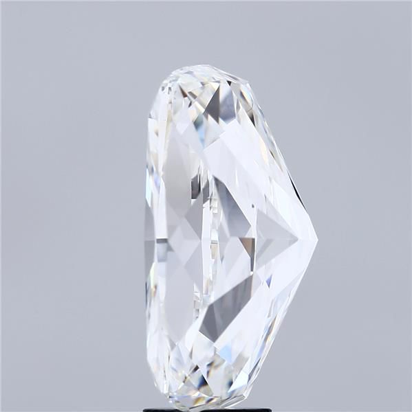 10.81 Carat CUSHION Shape F Colour VVS2 Clarity  Cut - White Lab Diamond - 213252