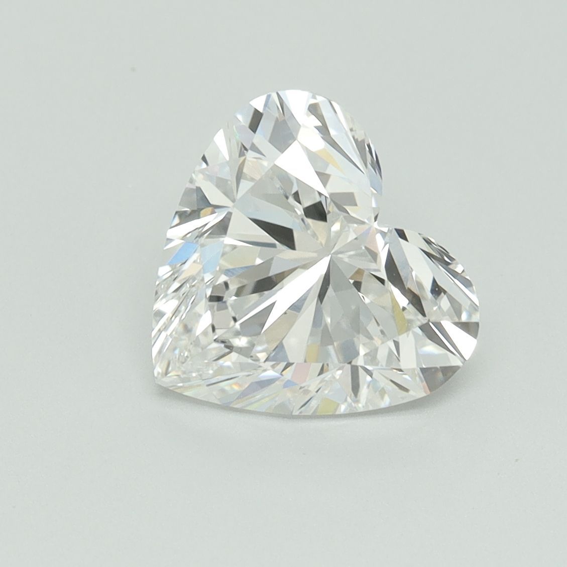 2.5ct Heart F VVS2 Lab-Grown Diamond