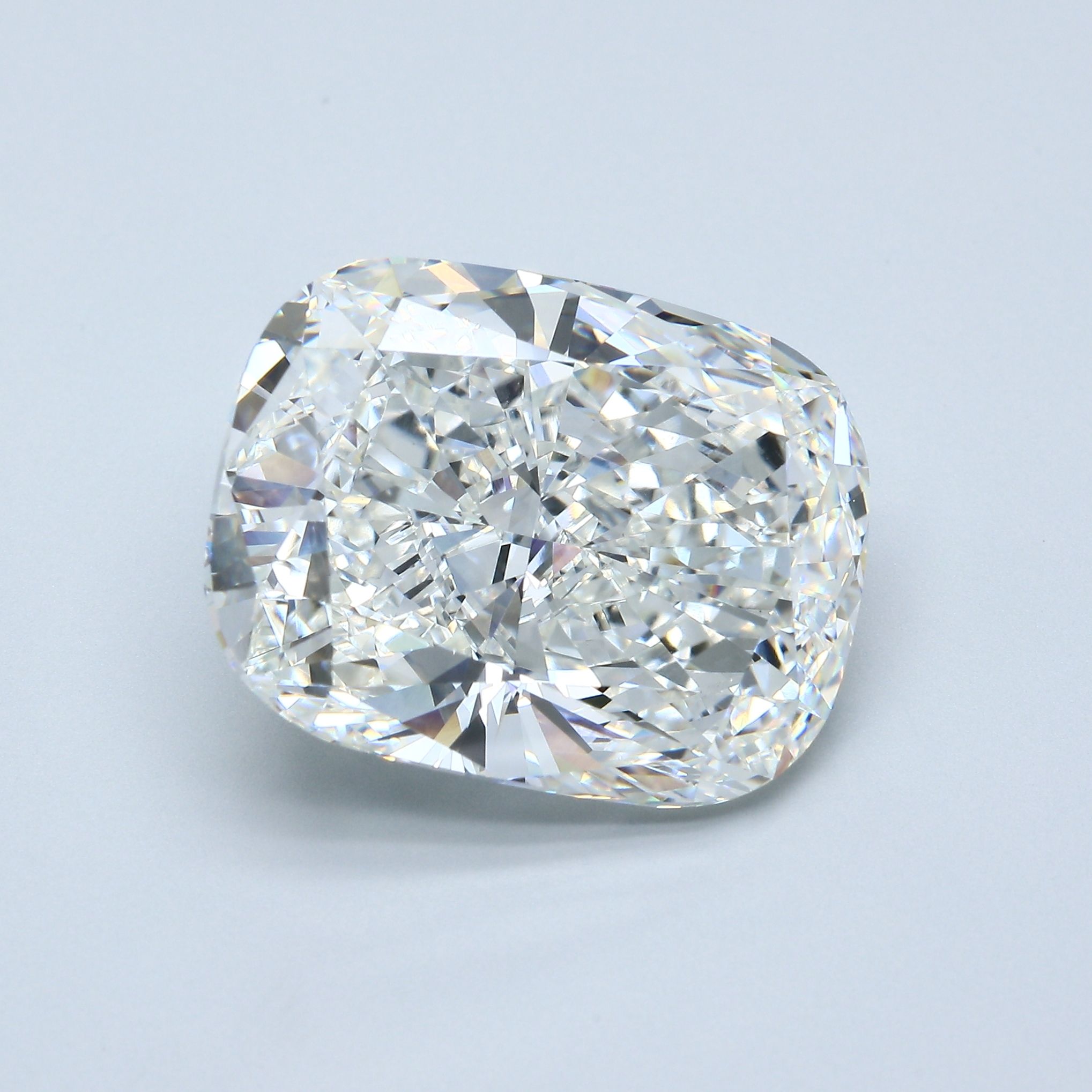 15.06 Carat CUSHION Shape G Colour VS1 Clarity  Cut - White Lab Diamond - 1243772