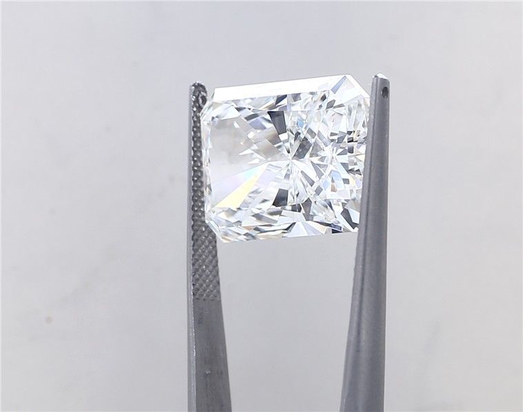 15.09 Carat RADIANT Shape F Colour VS1 Clarity  Cut - White Lab Diamond - 625554
