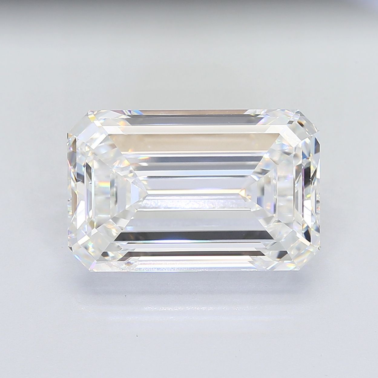 15.73 Carat EMERALD Shape F Colour VVS2 Clarity  Cut - White Lab Diamond - 2026299