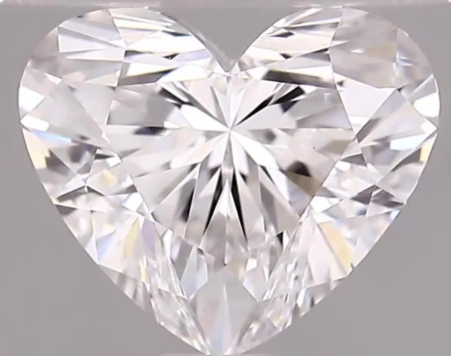 1.36ct Heart E VS2 Lab-Grown Diamond
