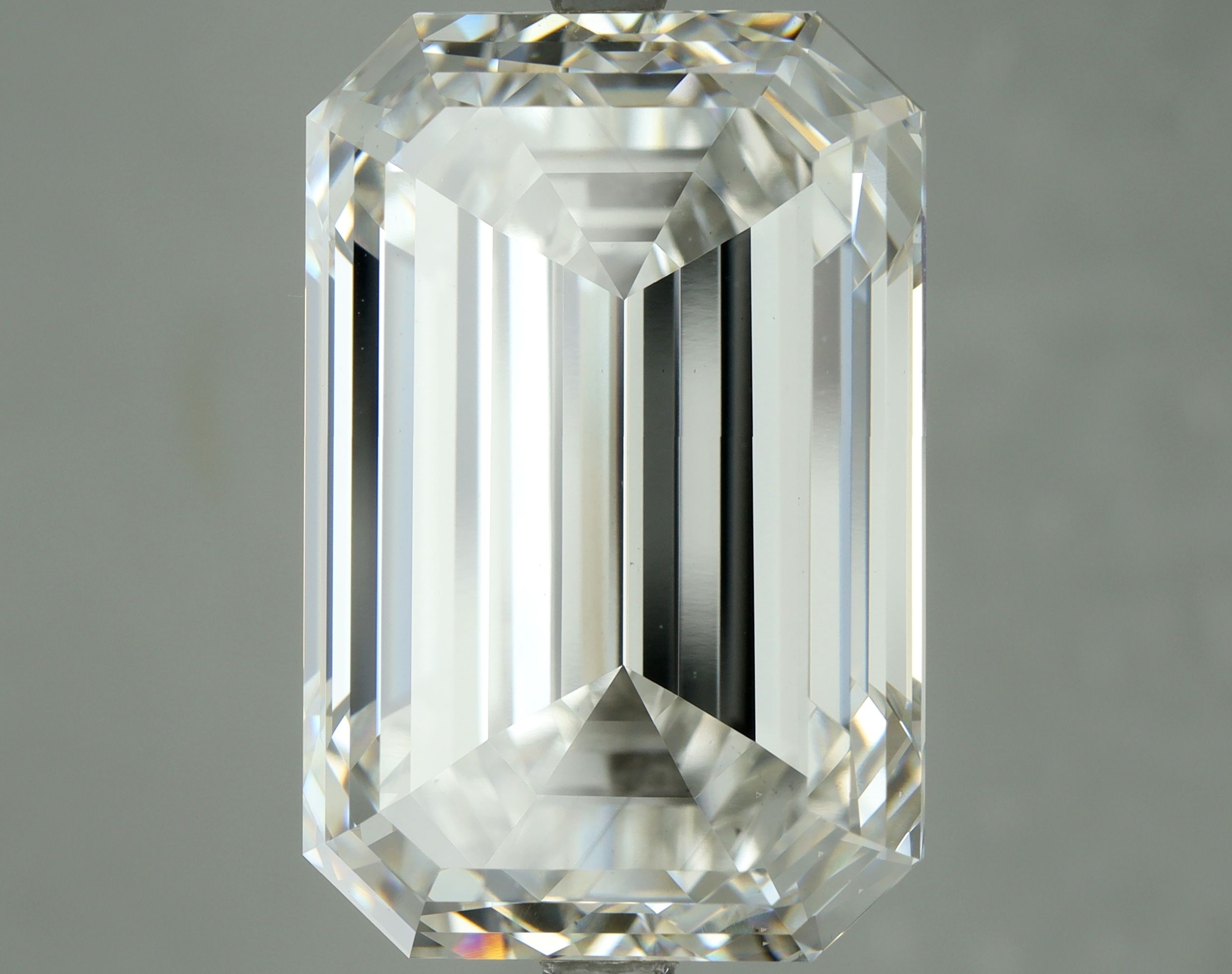 14.02 Carat EMERALD Shape F Colour VS1 Clarity  Cut - White Lab Diamond - 1826004