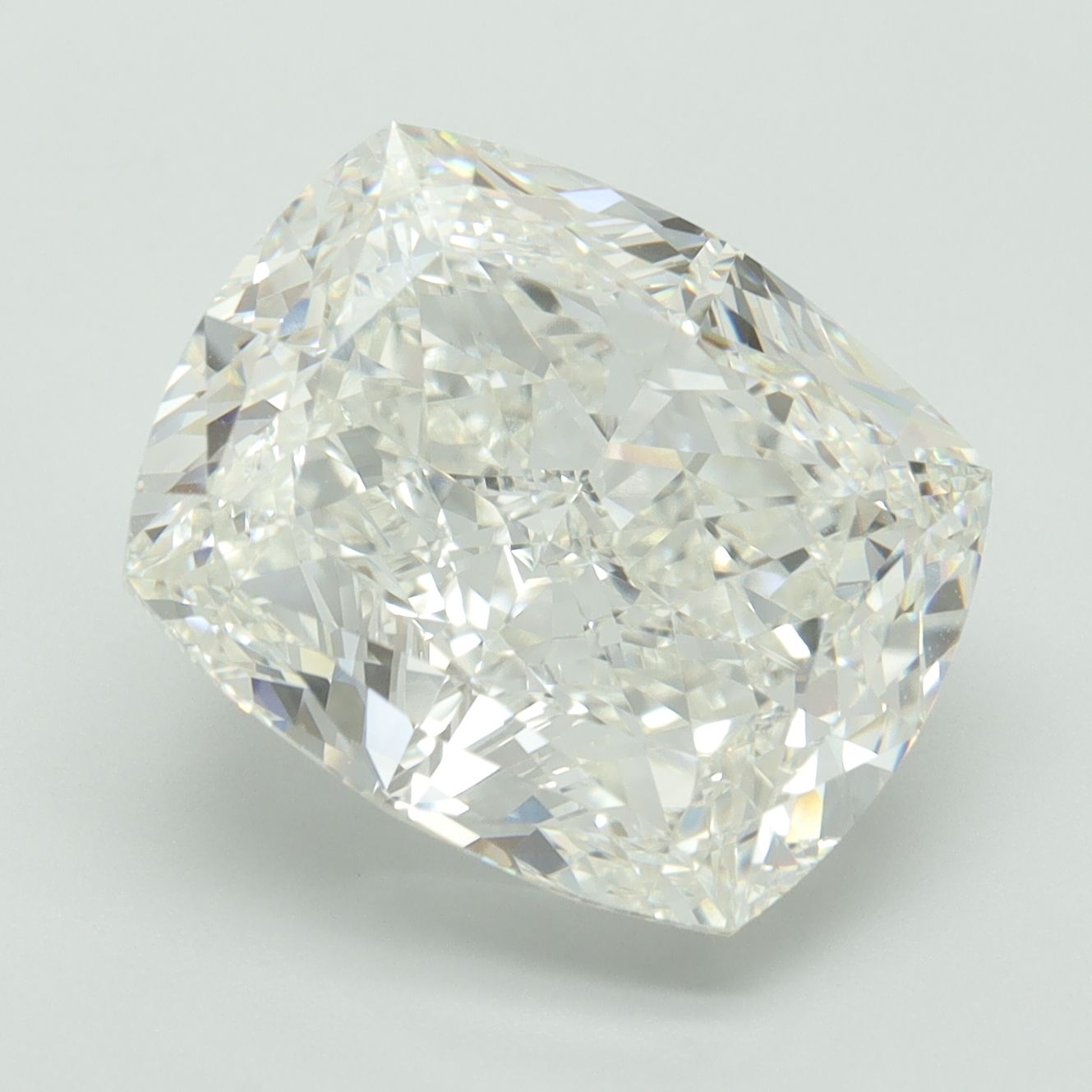 10.17 Carat CUSHION Shape H Colour VVS2 Clarity  Cut - White Lab Diamond - 1863669