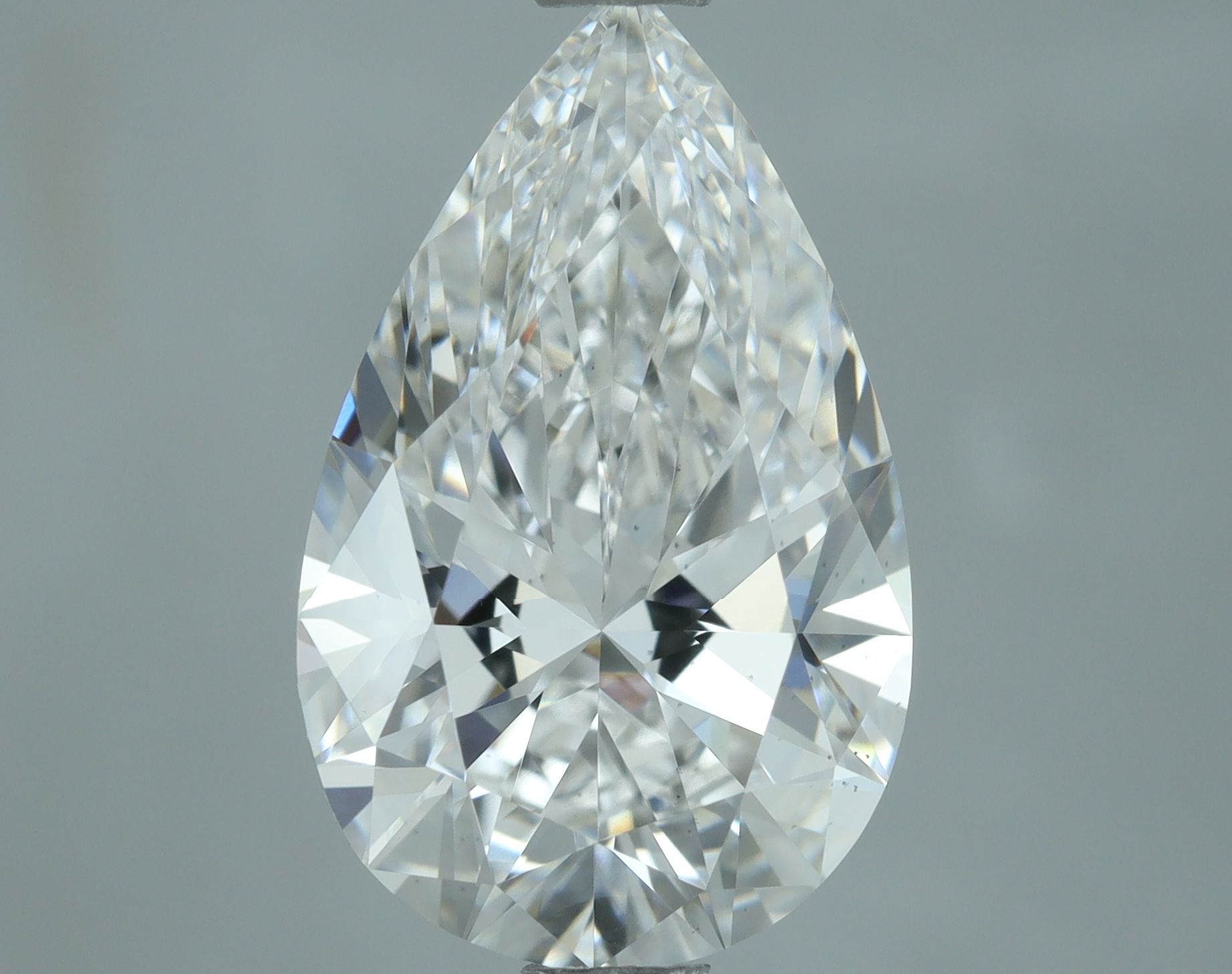 2.5ct Pear E VS2 Lab-Grown Diamond