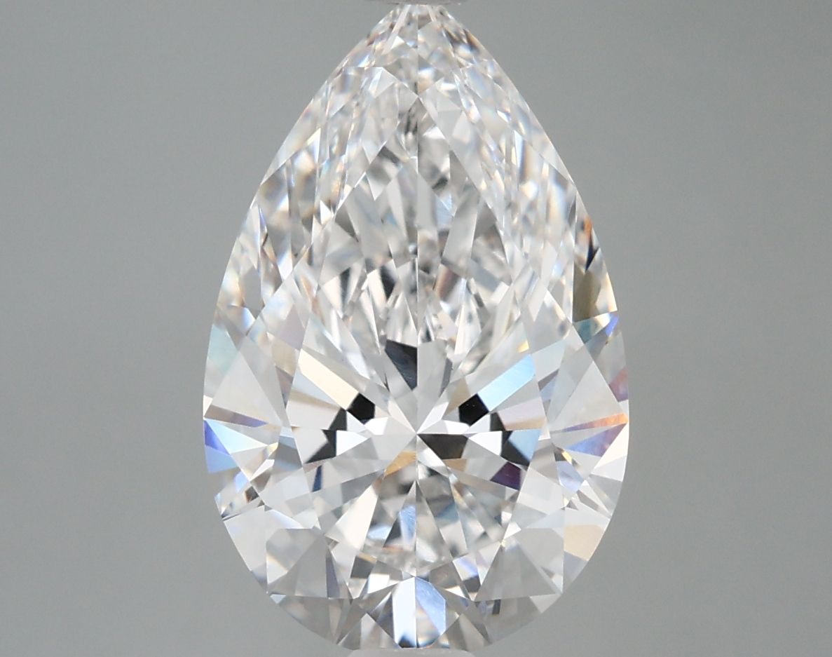 4.25ct Pear E VVS2 Lab-Grown Diamond