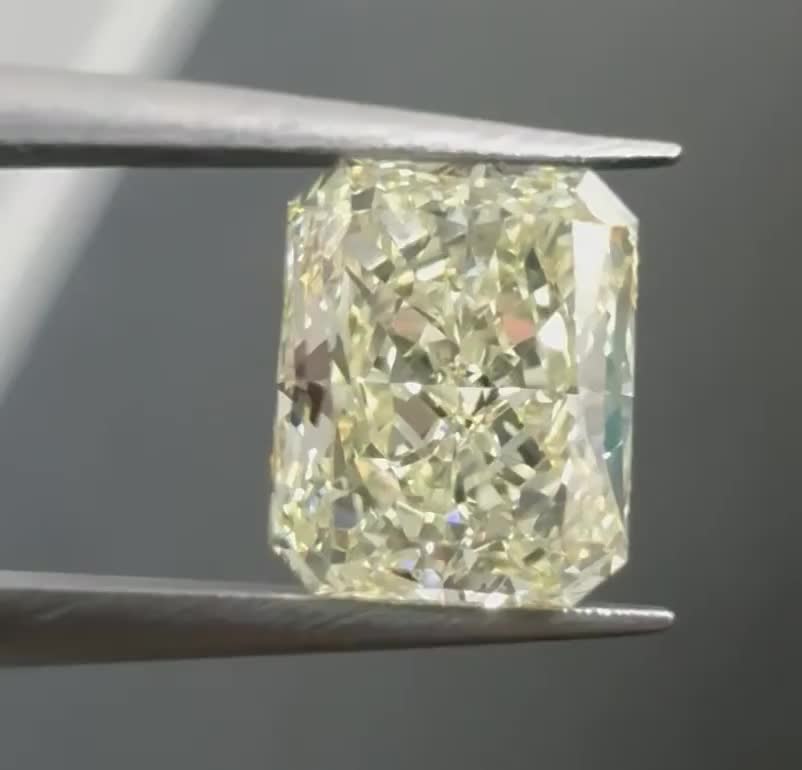 1.09ct Radiant N VVS1 Natural Diamond