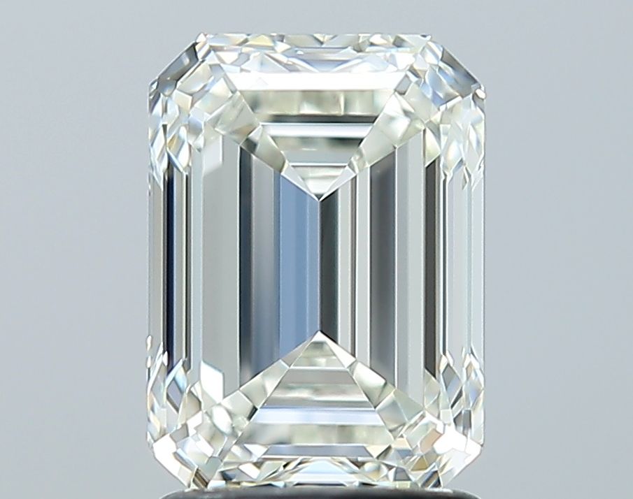 2.01ct Emerald J VVS2 Natural Diamond