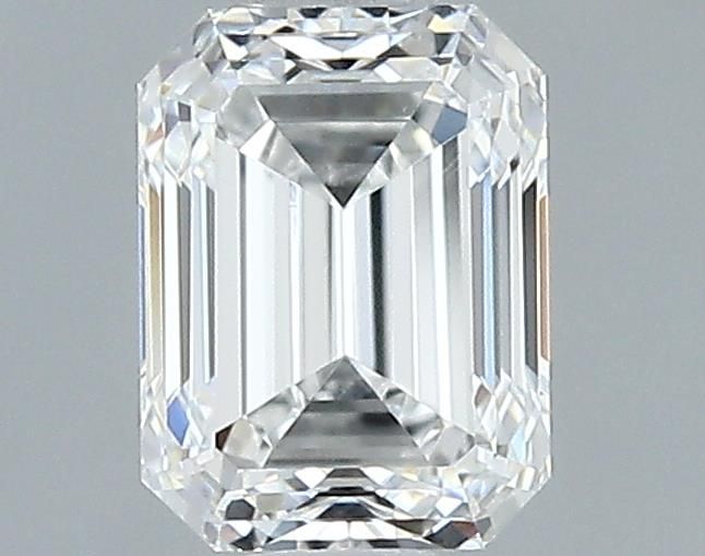 0.7ct Emerald E VVS2 Natural Diamond