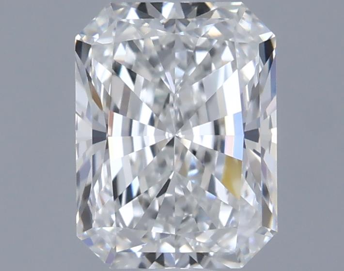 0.7ct Radiant E VVS2 Natural Diamond