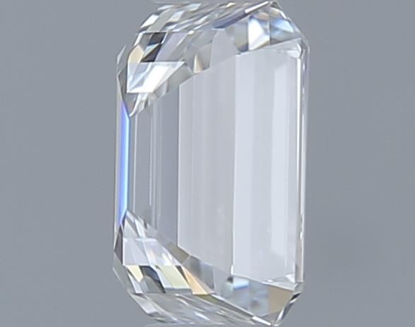 0.9ct Emerald E VS1 Natural Diamond
