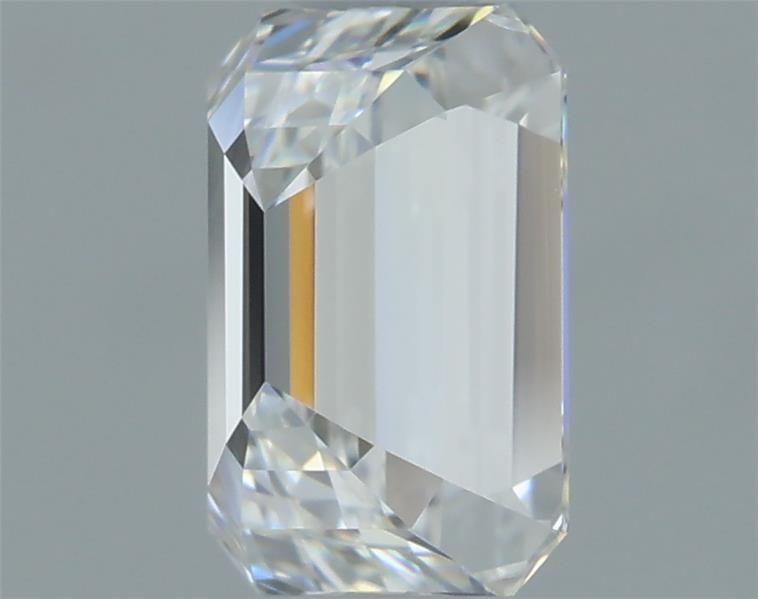 0.7ct Emerald E VVS1 Natural Diamond