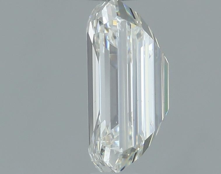 0.72ct Emerald J VS2 Natural Diamond