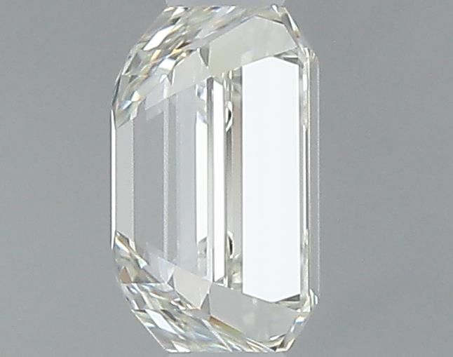 0.9ct Emerald J VVS2 Natural Diamond