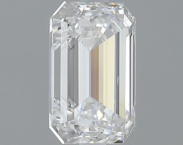 0.9ct Emerald E VS2 Natural Diamond