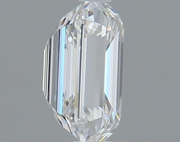 0.9ct Emerald F VVS2 Natural Diamond