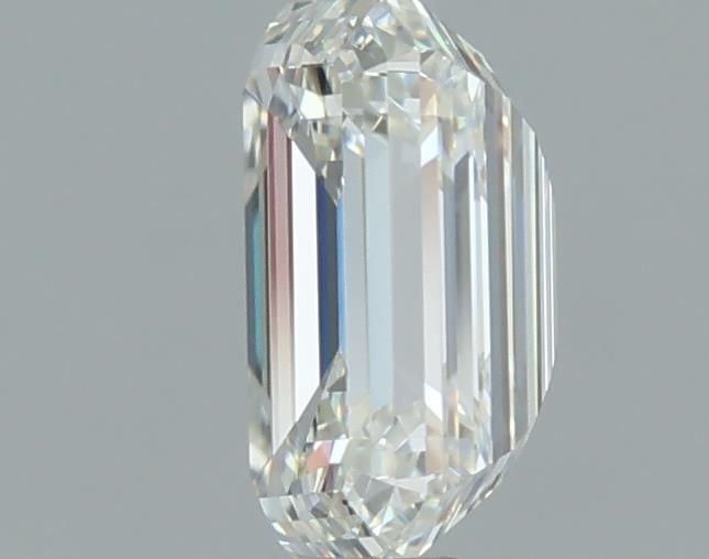 0.7ct Emerald I VVS1 Natural Diamond