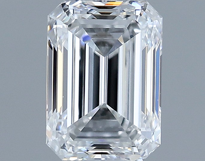 0.72ct Emerald E VVS2 Natural Diamond