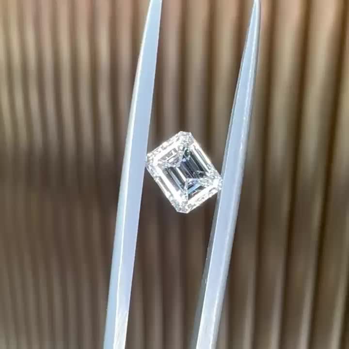 1.05ct Emerald H VVS1 Natural Diamond