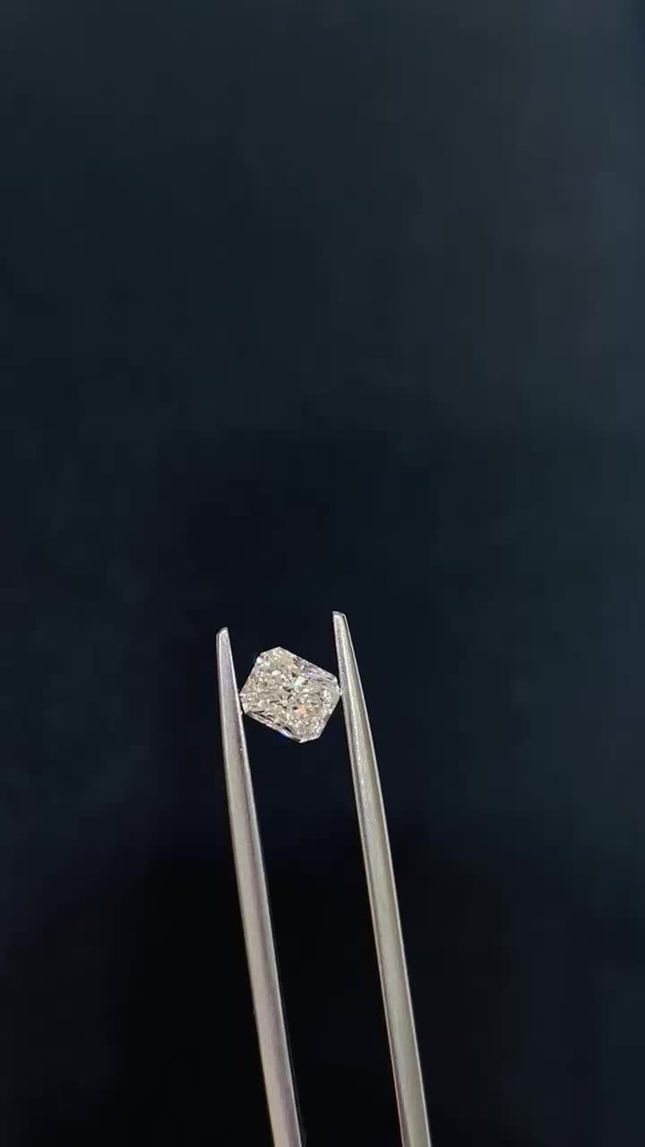 1.12ct Radiant F VVS1 Natural Diamond