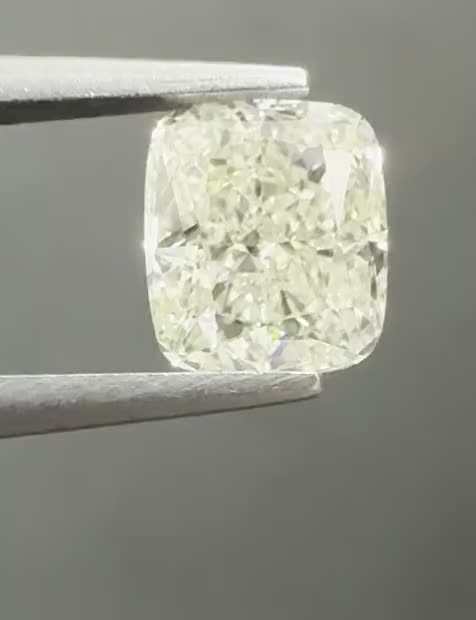 1.04ct Cushion M VVS2 Natural Diamond