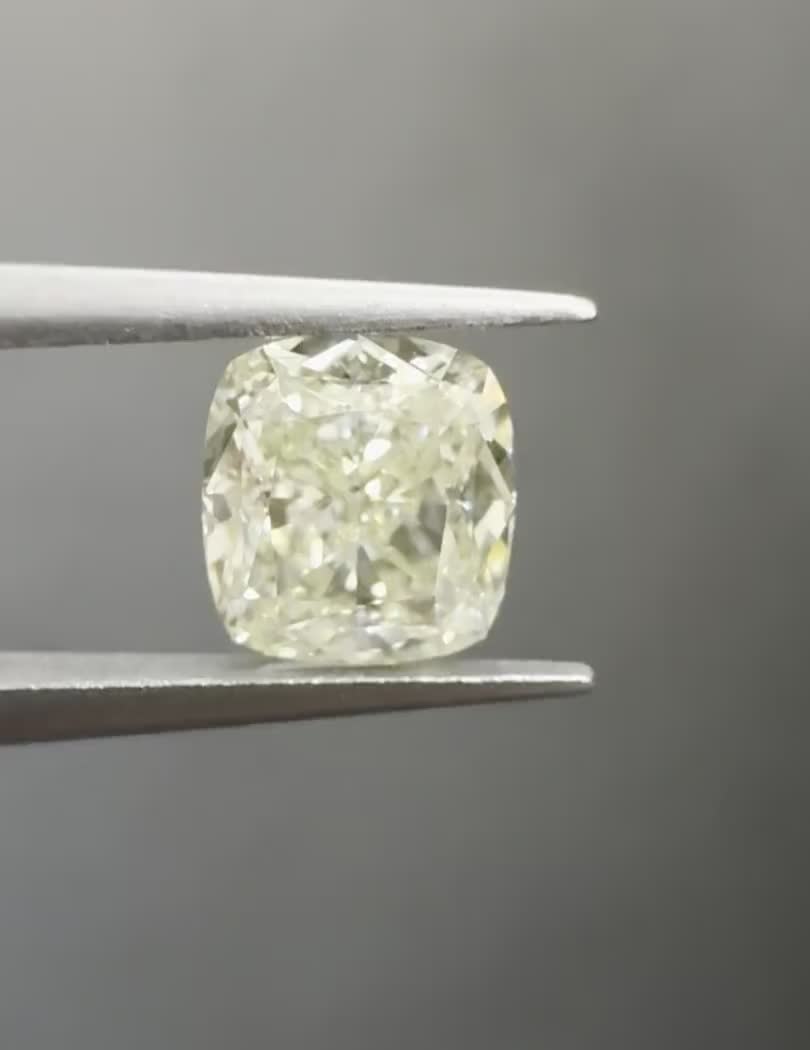 1.09ct Cushion L VS2 Natural Diamond