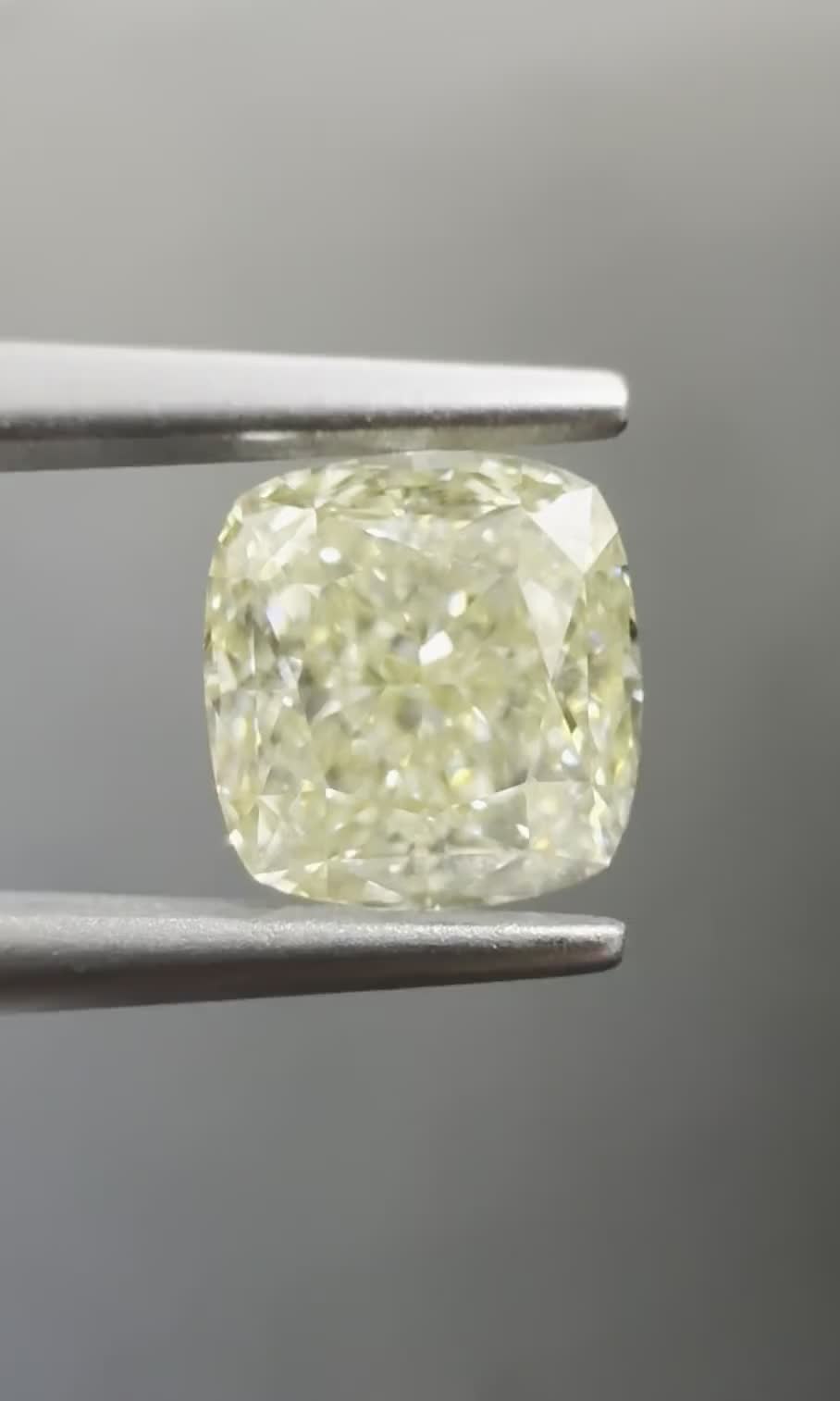 1.22ct Cushion M VS1 Natural Diamond