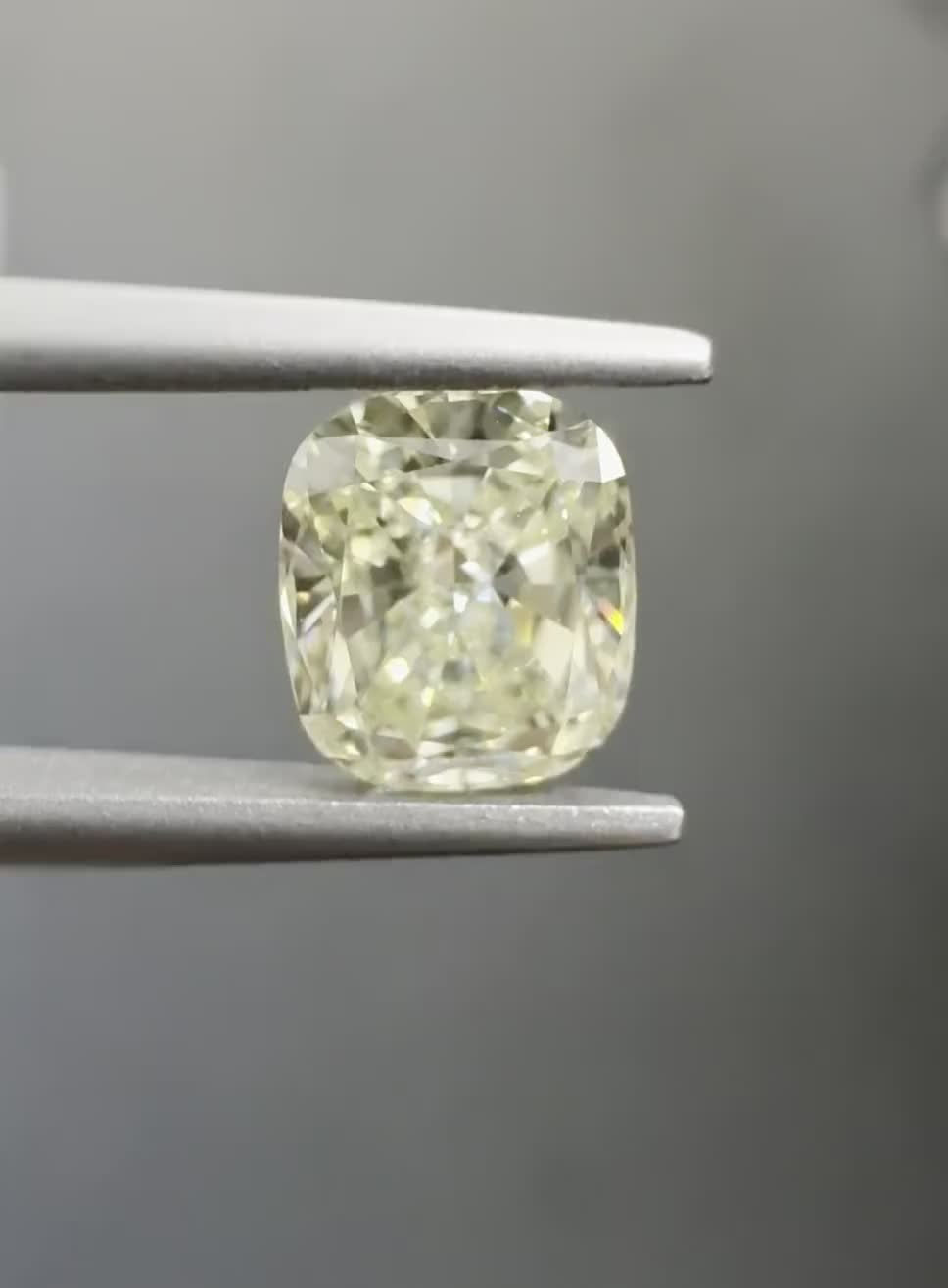 1.01ct Cushion M VS2 Natural Diamond