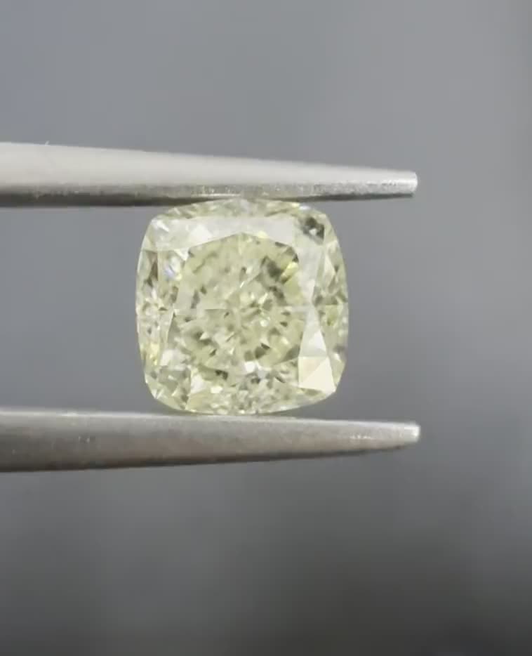 1.01ct Cushion M VS2 Natural Diamond