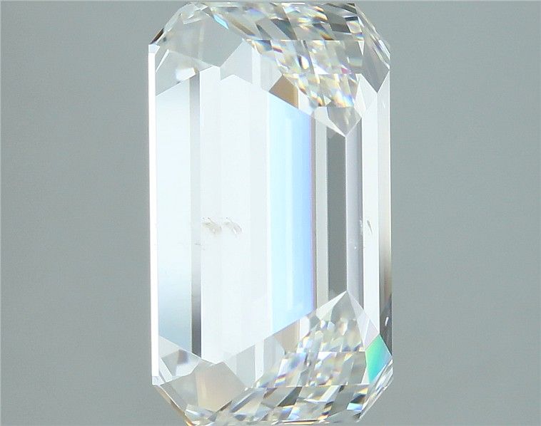 2.5ct Emerald G VS2 Natural Diamond
