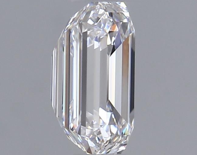 0.9ct Emerald D VS2 Natural Diamond
