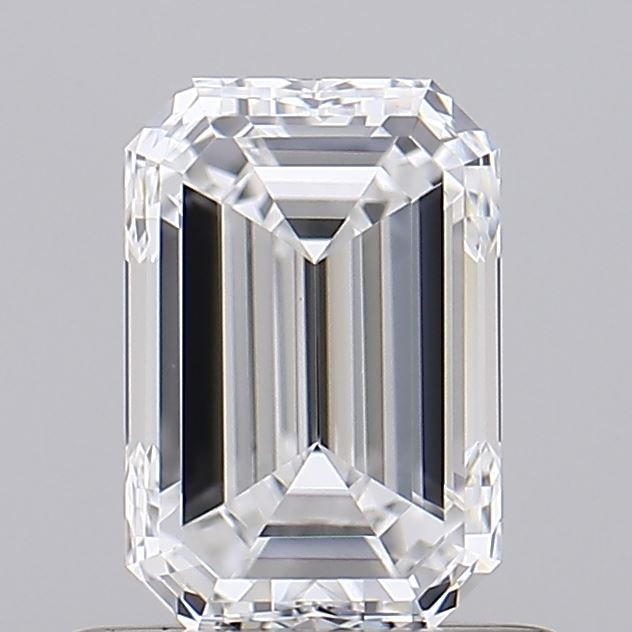 0.9ct Emerald E VVS2 Natural Diamond