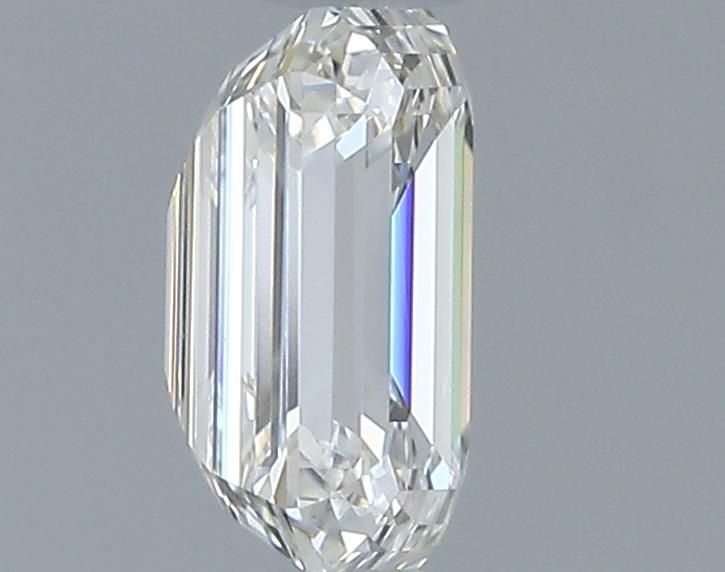 0.9ct Emerald J VS2 Natural Diamond