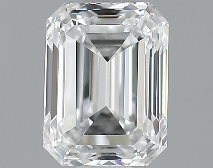 0.7ct Emerald E VVS2 Natural Diamond