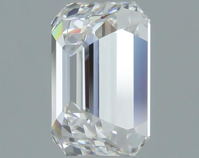 0.7ct Emerald E VVS2 Natural Diamond