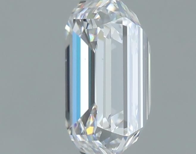 0.9ct Emerald D VS2 Natural Diamond