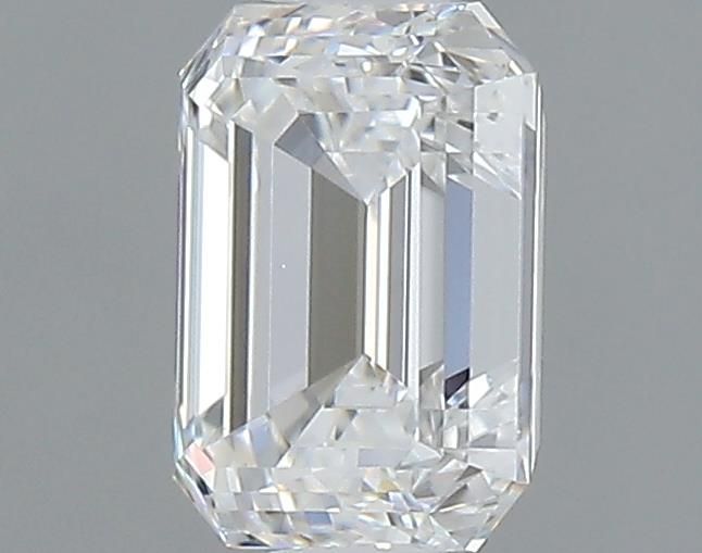 0.9ct Emerald E VS2 Natural Diamond