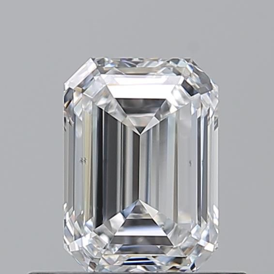 0.7ct Emerald E VS2 Natural Diamond