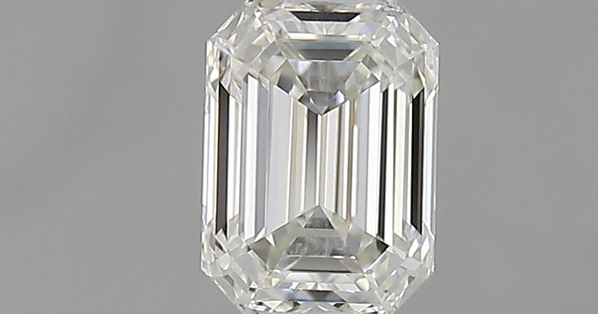 0.7ct Emerald J IF Natural Diamond
