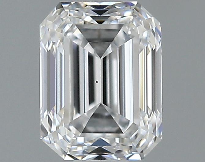 0.7ct Emerald E VS2 Natural Diamond
