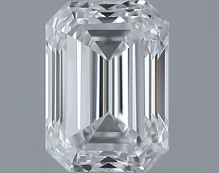 0.9ct Emerald F VVS2 Natural Diamond
