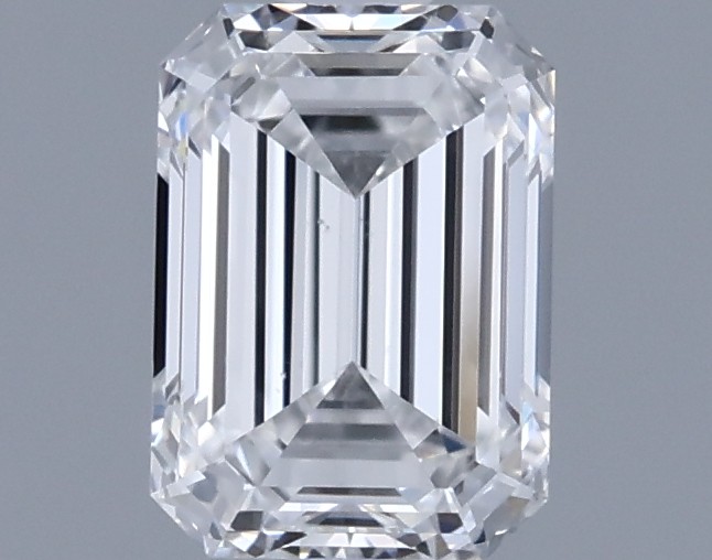 0.71ct Emerald E VS2 Natural Diamond