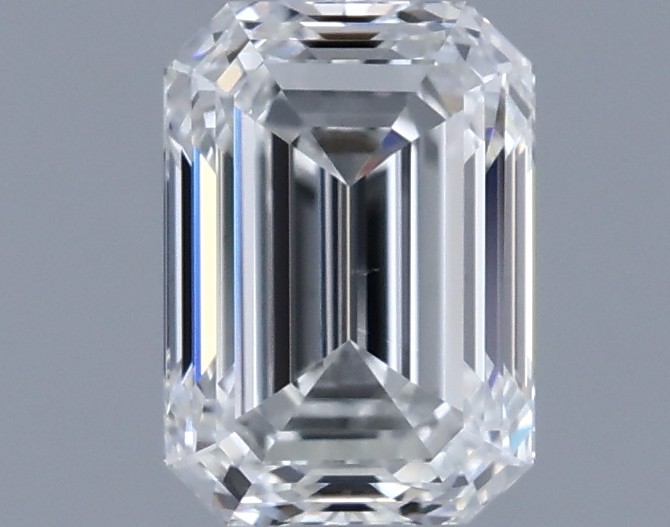 0.9ct Emerald G VS2 Natural Diamond