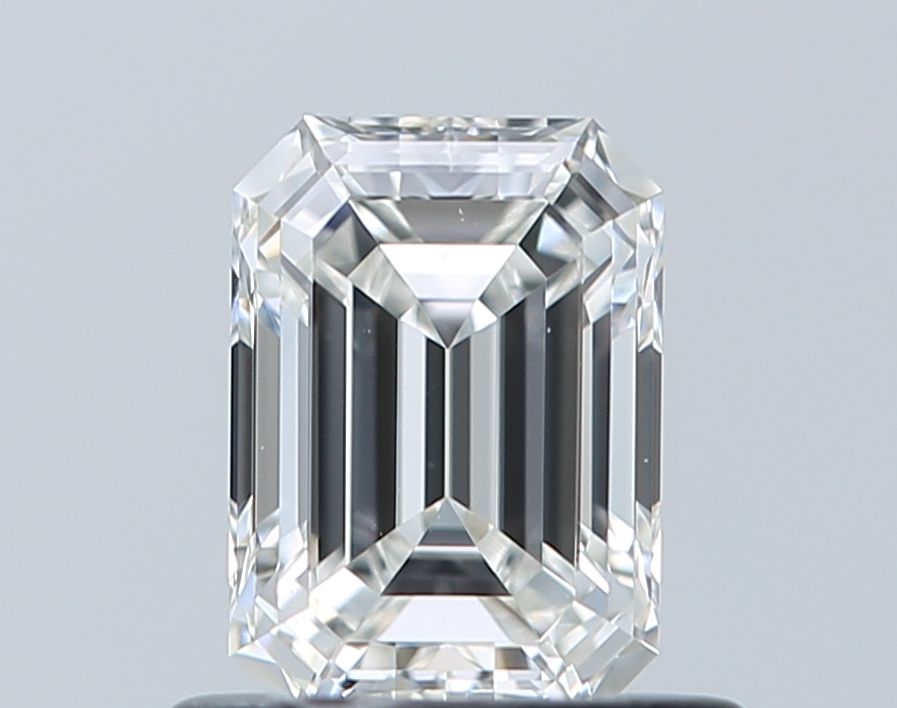 0.7ct Emerald F VS2 Natural Diamond