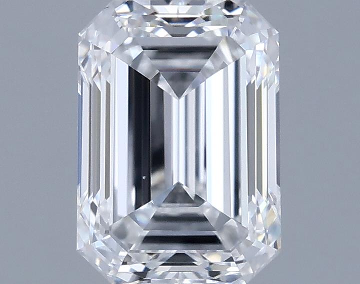 0.7ct Emerald E VS2 Natural Diamond