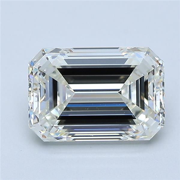 2.5ct Emerald J VS2 Natural Diamond